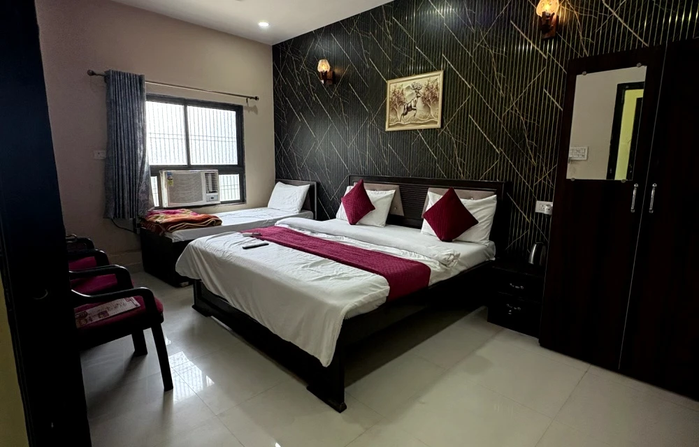 Saryu Lodge-About Us Image-2