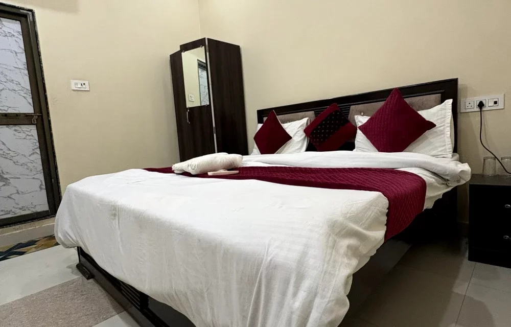 How to Organize Your Ayodhya Trip with the Right Stay Strategy at Saryu Lodge